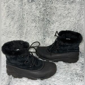 SOREL WOMEN'S SNOW ANGEL BOOT size 9